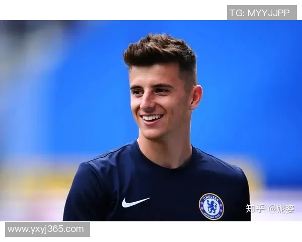 全球五大最帅足球球星盘点，颜值与球技并存的足球偶像