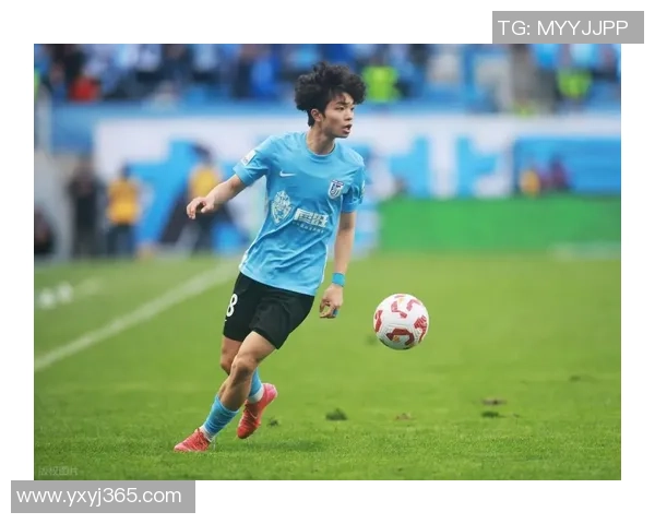 河南足球新星崛起 关注本土球员在中超赛场的精彩表现与未来潜力